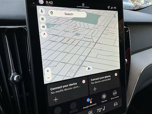 New 2026 Volvo XC60 T8 Plus w/ Protection Package Premier image 20