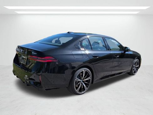 New 2027 BMW 530i xDrive w/ M Sport Package AWD/4WD image 4