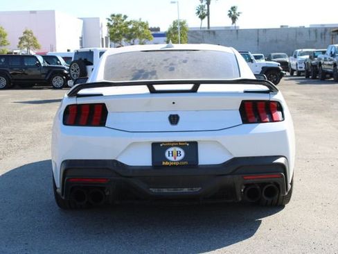 Used 2025 Ford Mustang Dark Horse image 4