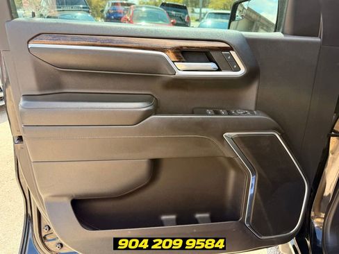 Used 2022 GMC Sierra 1500 Elevation RWD image 21