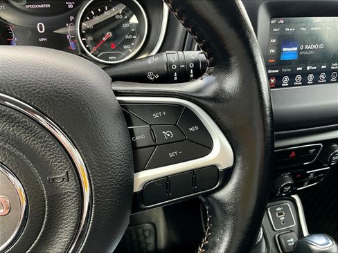 Used 2021 Jeep Compass Latitude w/ Convenience Group AWD/4WD image 24