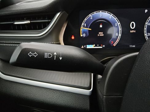 New 2025 Jeep Grand Cherokee L Altitude image 28