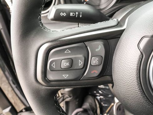 New 2025 Jeep Gladiator Rubicon w/ Convenience Group image 23