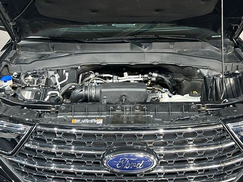 Used 2023 Ford Explorer XLT w/ Equipment Group 202A image 99