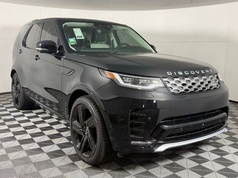 New 2025 Land Rover Discovery Metropolitan Edition image 10