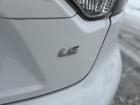 Certified 2023 Toyota Corolla LE image 38