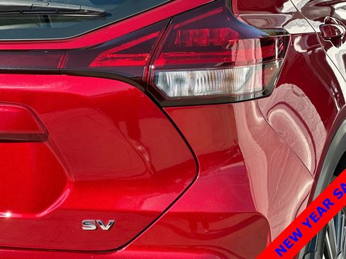 Used 2023 Nissan Kicks SV image 27