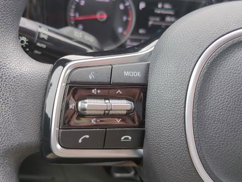 Used 2023 Kia Sorento LX FWD image 23