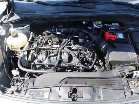 Used 2021 Ford Escape Titanium w/ Titanium Elite Package image 17