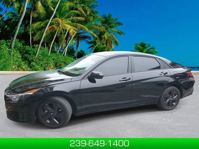 Used 2023 Hyundai Elantra SEL w/ Cargo Package