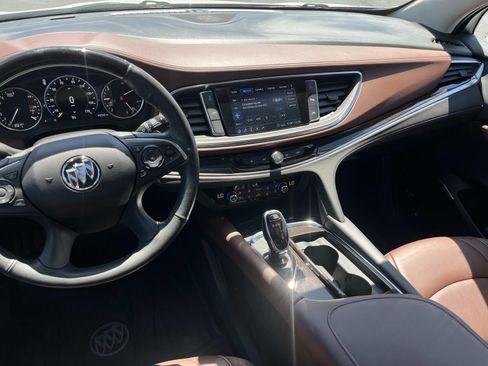 Used 2021 Buick Enclave Avenir AWD/4WD image 14
