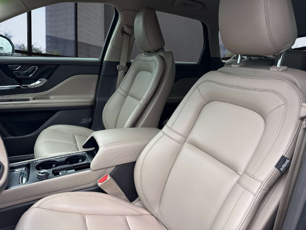 Used 2022 Lincoln Corsair FWD image 28