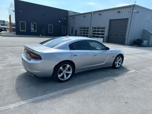 Certified 2018 Dodge Charger R/T RWD image 13