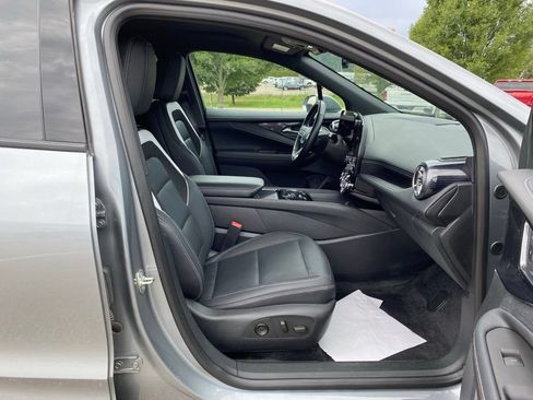 Used 2024 Chevrolet Blazer EV LT AWD/4WD image 10
