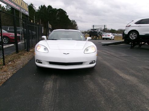 Used 2008 Chevrolet Corvette Coupe image 4