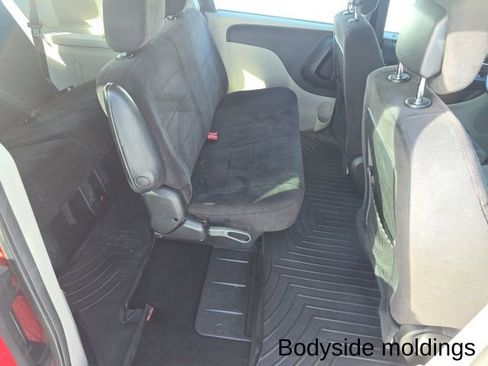 Used 2014 Dodge Grand Caravan American Value Package image 26