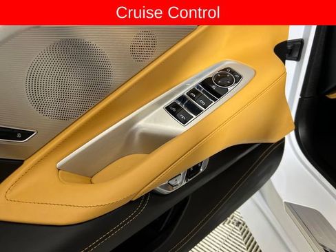 Used 2025 Chevrolet Corvette Stingray Premium Conv w/ Z51 Performance Package image 13