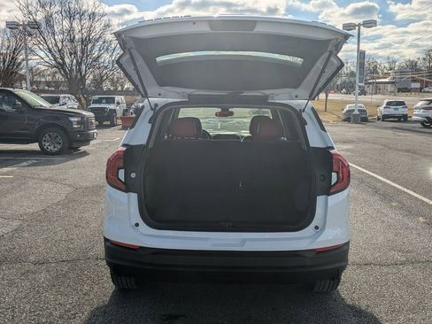 Used 2022 GMC Terrain SLE image 20