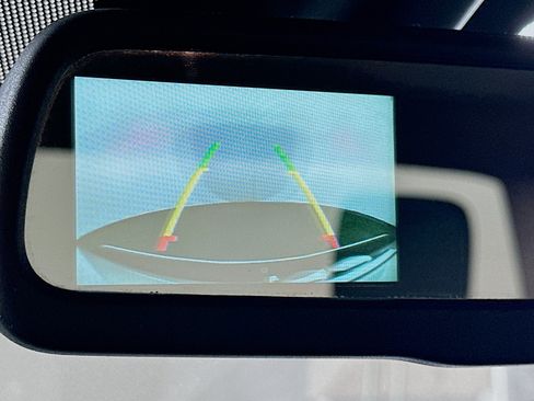 Used 2018 RAM 1500 Express image 22