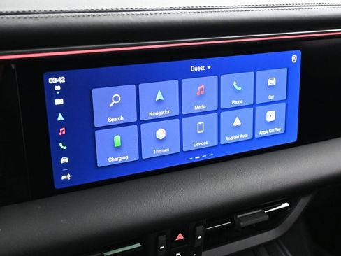 Certified 2024 Porsche Macan 4 Electric image 22