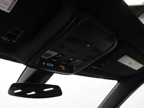 Certified 2024 Cadillac XT5 Premium Luxury image 23