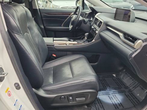 Used 2018 Lexus RX 350 AWD w/ Premium Package image 32