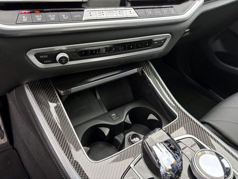 Used 2023 BMW X5 M50i w/ Executive Package image 22