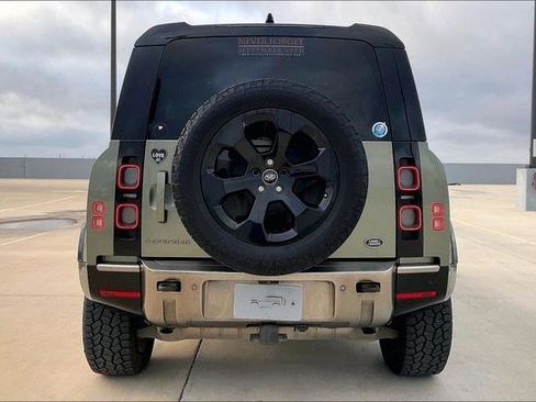 Used 2021 Land Rover Defender 110 X image 5