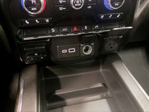 Used 2021 GMC Sierra 1500 SLT image 27