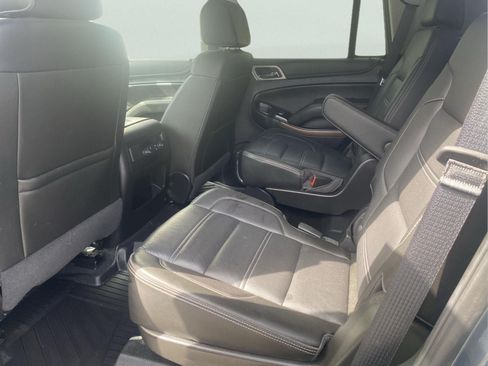 Used 2020 GMC Yukon Denali w/ Denali Premium Package AWD/4WD image 28