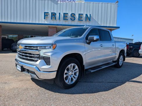 Used 2022 Chevrolet Silverado 1500 LTZ w/ Technology Package AWD/4WD image 1