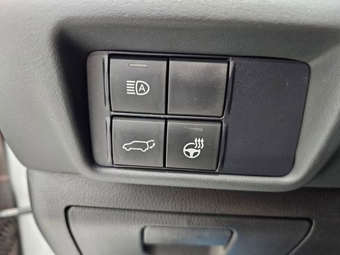 Used 2021 Toyota Highlander Limited image 21