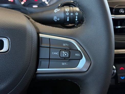 New 2026 Jeep Compass Latitude AWD/4WD image 28
