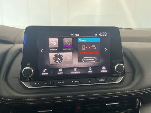 Used 2022 Nissan Rogue SV FWD image 64