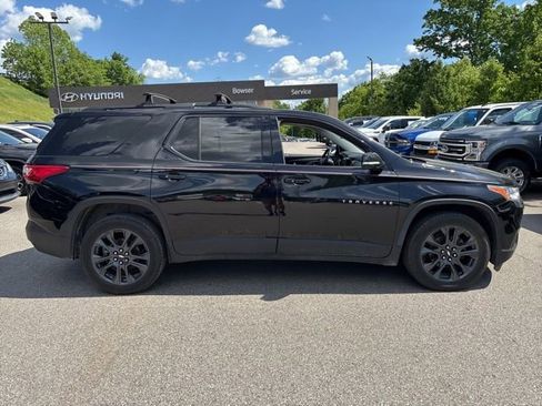 Used 2019 Chevrolet Traverse RS w/ LPO, Floor Liner Package AWD/4WD image 6