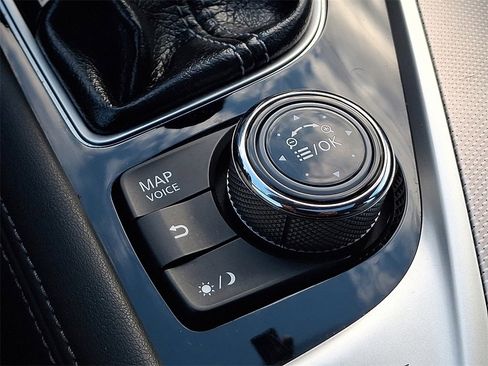 Used 2014 INFINITI Q50 Premium w/ Navigation Package image 26