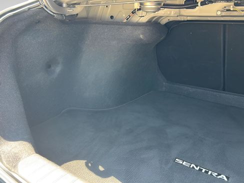 Used 2024 Nissan Sentra SV FWD image 24