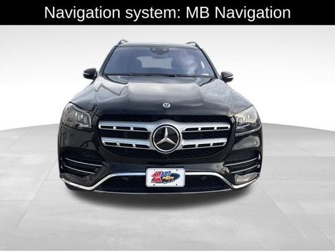 Used 2023 Mercedes-Benz GLS 580 4MATIC image 2