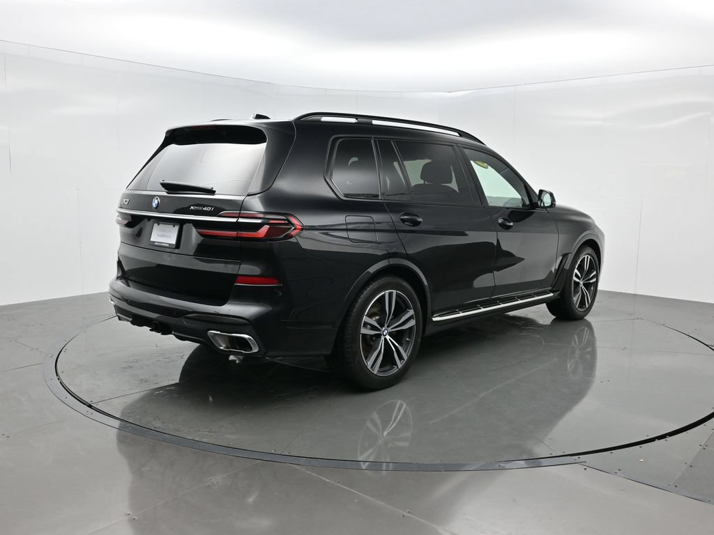 Used 2023 BMW X7 xDrive40i w/ M Sport Package AWD/4WD image 6