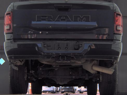 Used 2025 RAM 2500 Big Horn AWD/4WD image 5