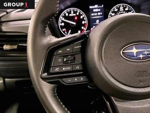 Used 2025 Subaru Forester Premium AWD/4WD image 24