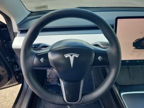 Used 2023 Tesla Model 3 Standard Range RWD image 18