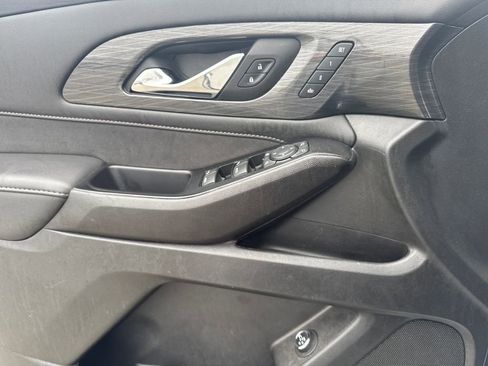 Used 2023 Chevrolet Traverse High Country w/ LPO, Floor Liner Package image 19
