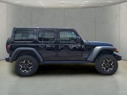 Used 2022 Jeep Wrangler Unlimited Rubicon 4xe w/ Steel Bumper Group AWD/4WD image 6