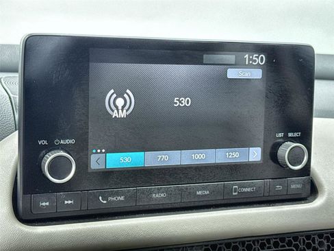 Used 2023 Honda HR-V LX image 21