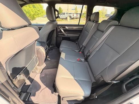 Used 2023 Lexus GX 460 Premium w/ Premium Plus Package AWD/4WD image 43