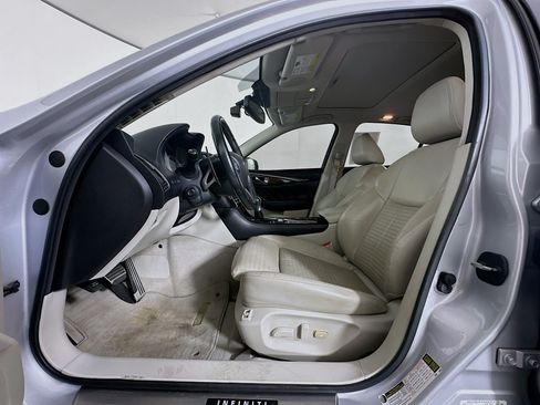 Used 2015 INFINITI Q50 AWD w/ Technology Package image 13