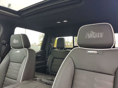 New 2026 GMC Sierra 1500 AT4X w/ AT4X AEV Edition AWD/4WD image 8