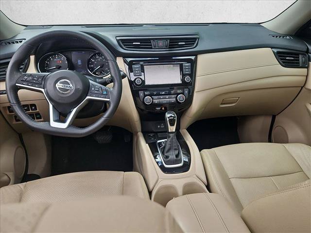 Used 2020 Nissan Rogue SV w/ Sun & Sound Touring Package AWD/4WD image 19