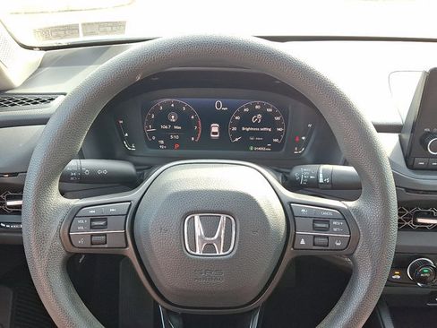 Certified 2023 Honda Accord EX image 19